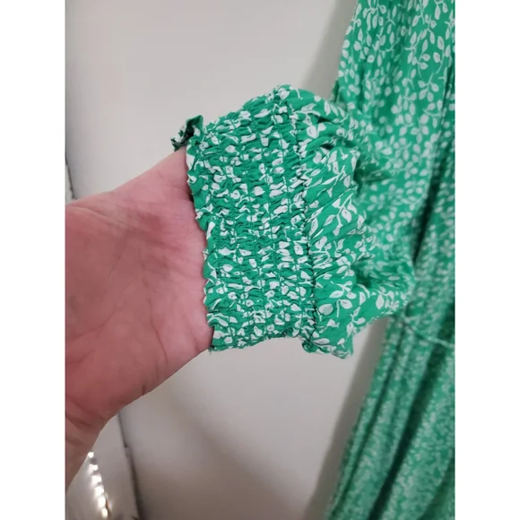 Draper James RsVP Green Flowy 3/4 SLEEVE MIDI GREEN DRESS. SIZE LARGE - Picture 3 of 7